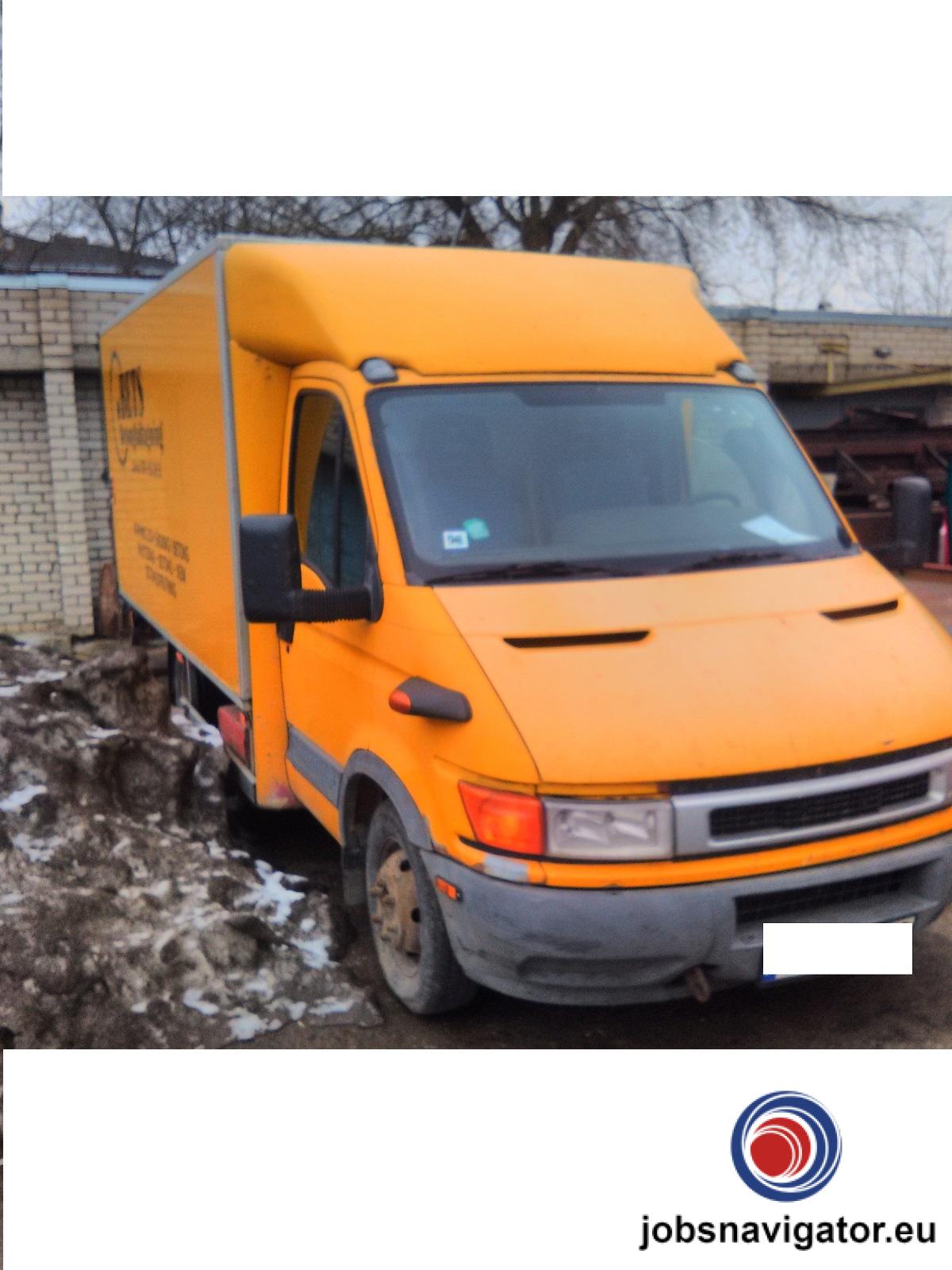 Buying used cars & accident cars.