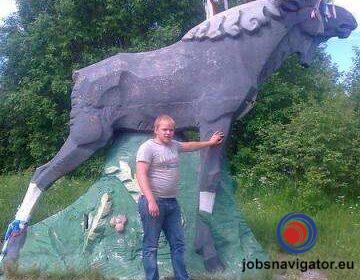 16141090460_6035597642045