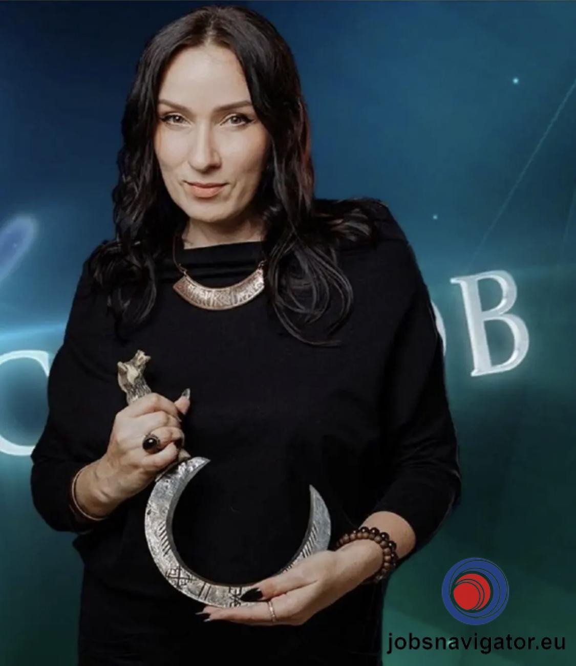 Wir machen Sie auf eine sehr starke Hellseherin Angelina aufmerksam